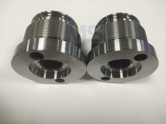 고정밀 사출 성형 부품 | 연마된 표면 및 나사산 부품