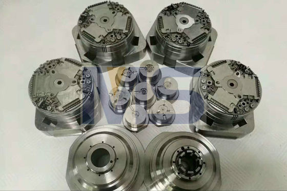 복잡한 곰팡이 코어 삽입자