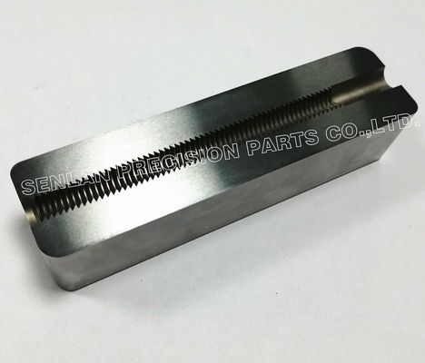 H13 (1.2344) 정밀 폼 부품들