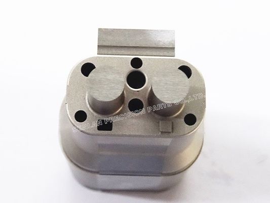 D2 (SKD11) 정밀 폼 부품들