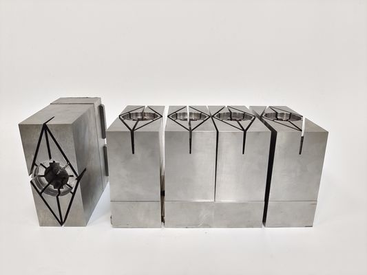 H13 (1.2344) 정밀 폼 코어