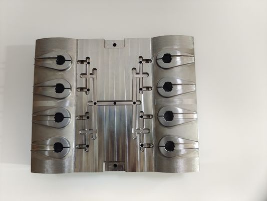 단단한 강철 핵판 (P20/H13/S136)