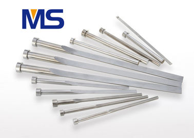 비표준 편평한 정연한 이젝터 핀에 의하여 형성되는 강요 주입 펀치 형 성분